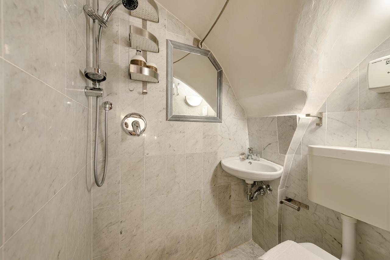 Santo Spirito Frescos By Mmega Apartment ฟลอเรนซ์ ภายนอก รูปภาพ